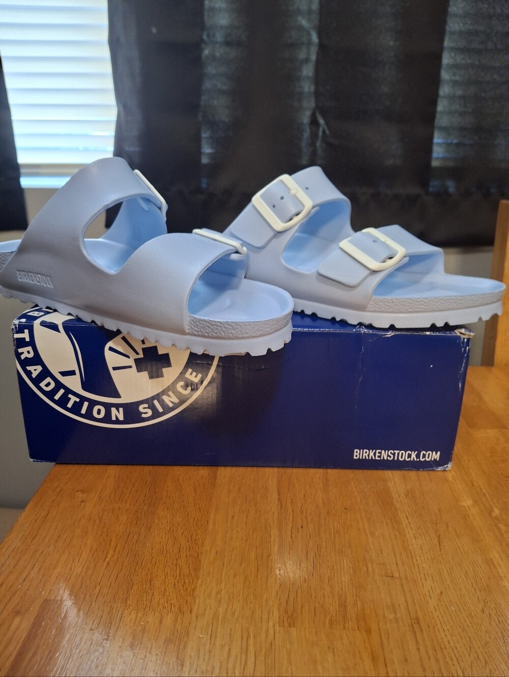 Birkenstock Arizona Essentials Sandals NIB - Picture 10 of 15